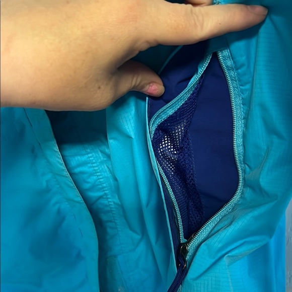 The North Face Vibrant Blue Jacket - Picture 5 of 10